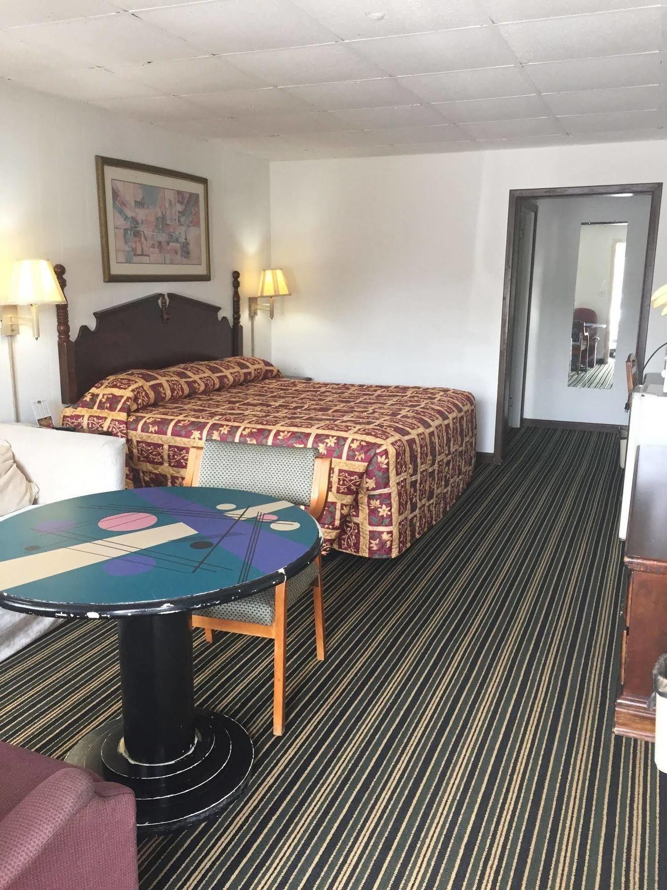 Scottish Inn And Suites بيري المظهر الخارجي الصورة