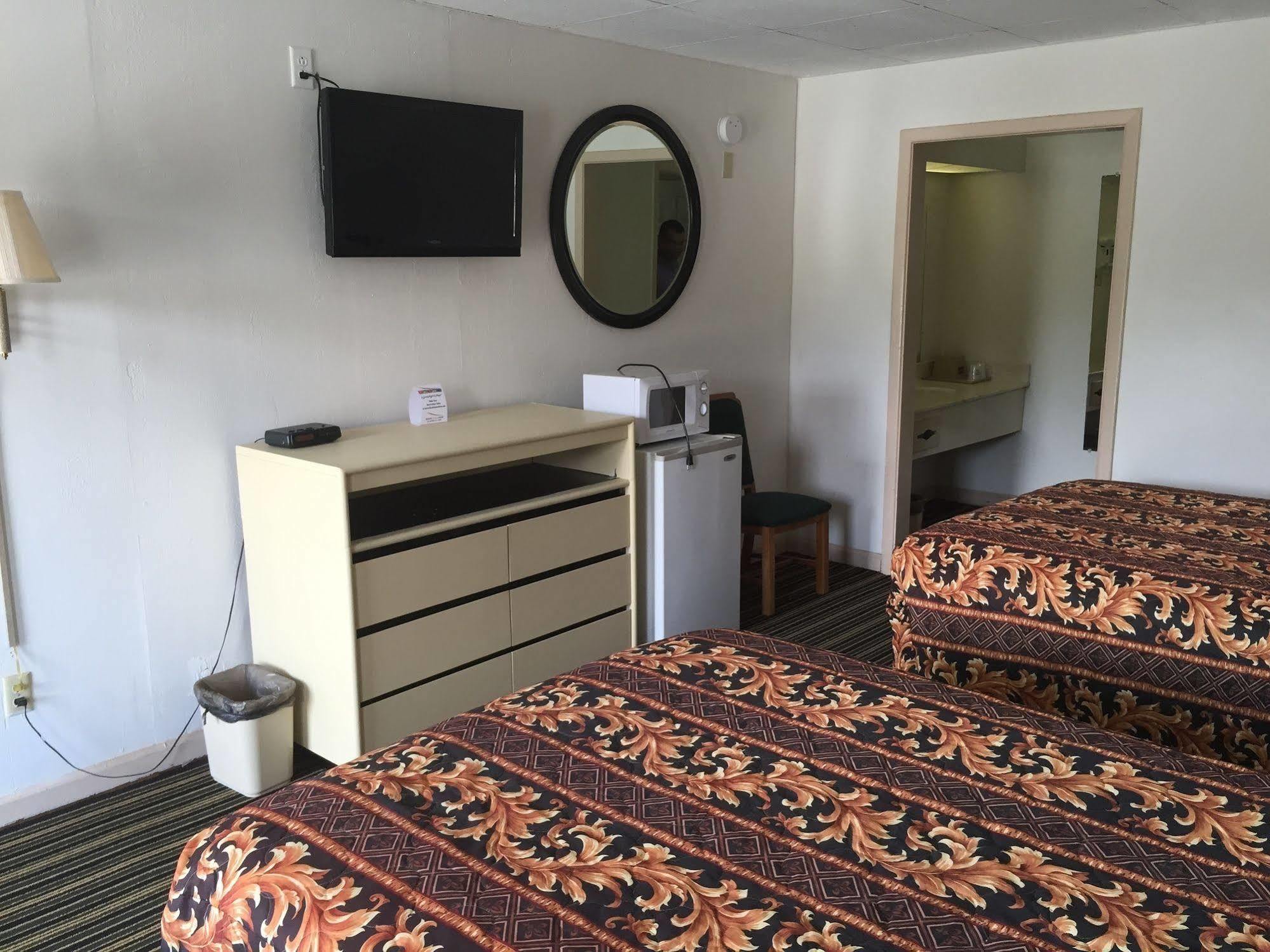 Scottish Inn And Suites بيري المظهر الخارجي الصورة