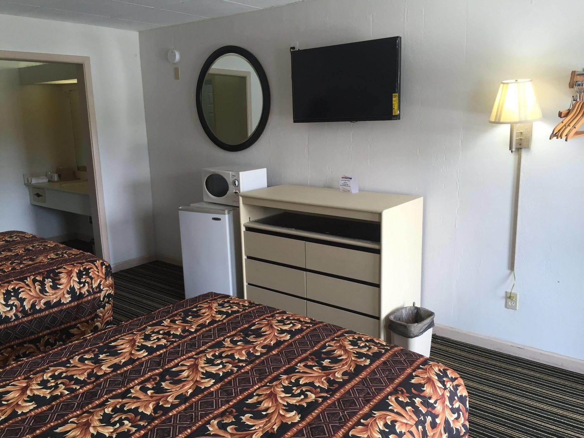 Scottish Inn And Suites بيري المظهر الخارجي الصورة