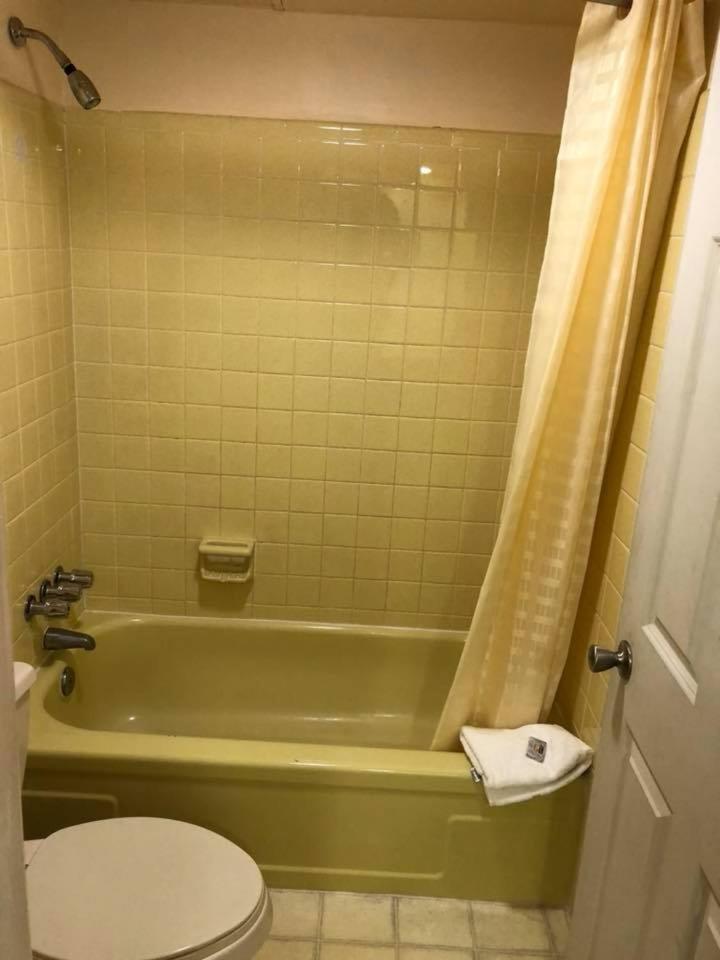 Scottish Inn And Suites بيري المظهر الخارجي الصورة