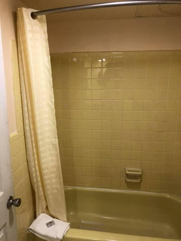 Scottish Inn And Suites بيري المظهر الخارجي الصورة
