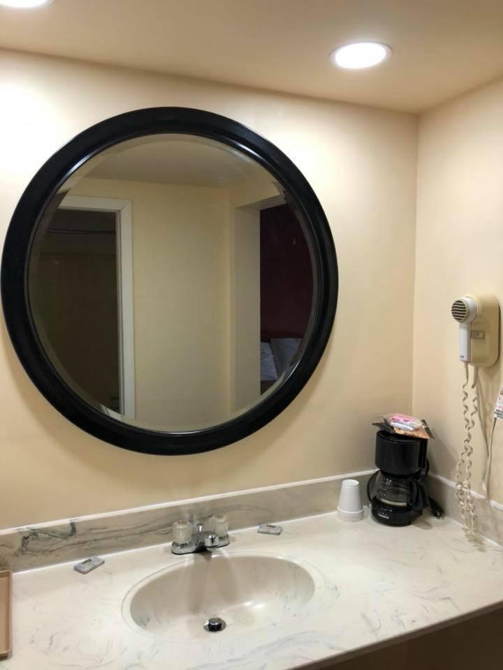 Scottish Inn And Suites بيري المظهر الخارجي الصورة